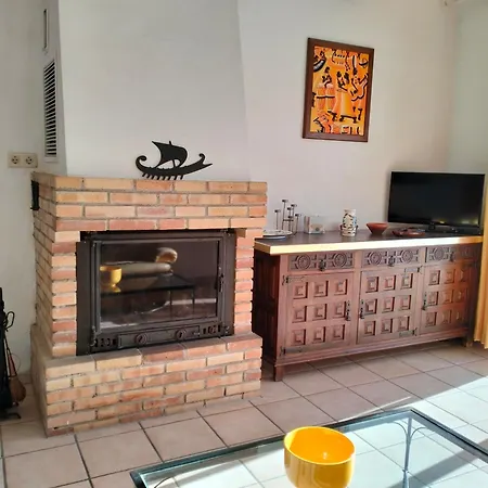 Maison Au Bord De L'eau Semesterbostad Empuriabrava